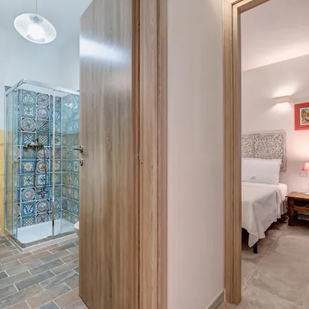 Domus Filome - Casale Con Piscina * Ostuni